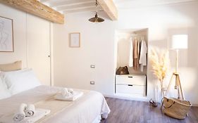 Orange Tuscany Flat